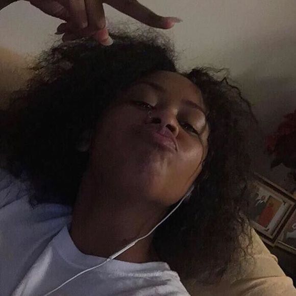 Meet your Posher, Jazmin - Picture 1 of 1